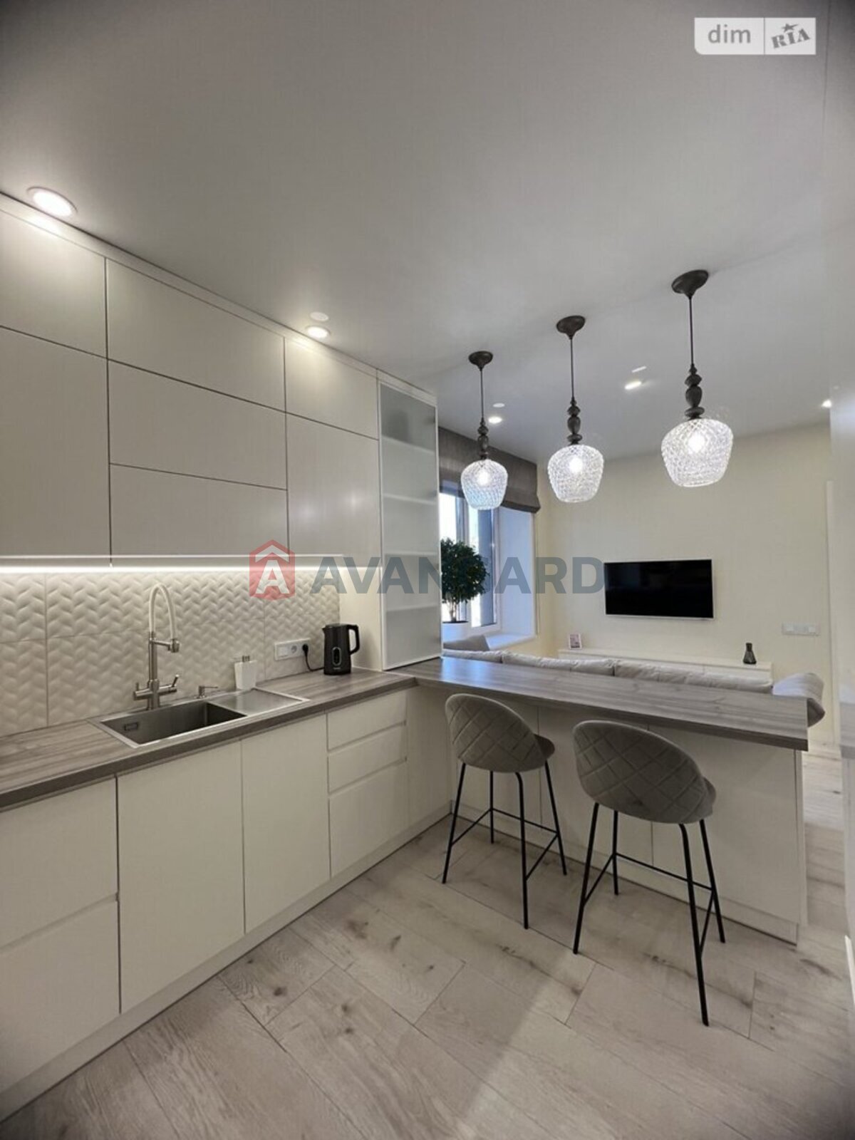 1 . , 42/14/14 . ., 6/8   1