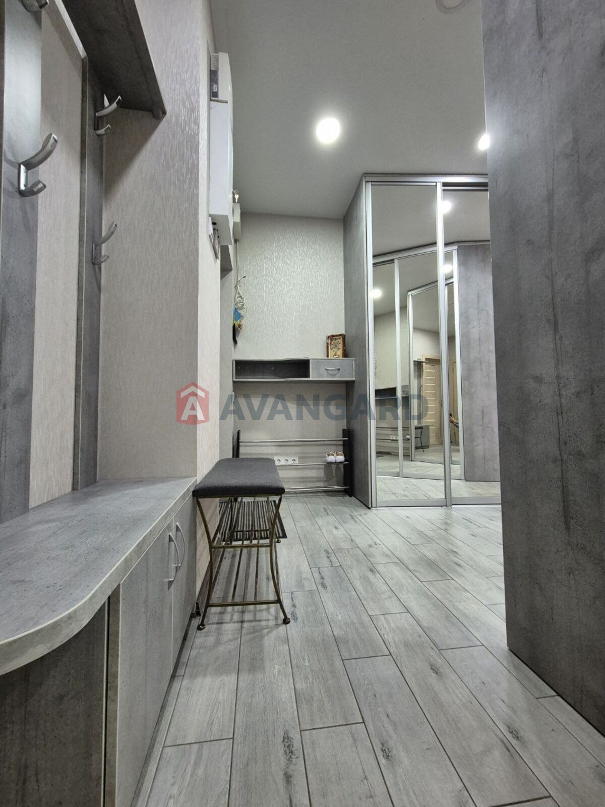 3 кім. квартира, 87/45/15 кв. м., 7/7 поверх фото 3 3 кім. квартира, 87/45/15 кв. м., 7/7 поверх фото 3