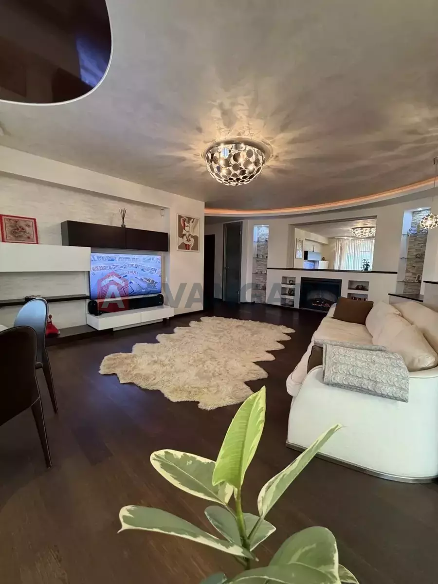 3 ��. ��������, 111/-/- ��. �., 8/10 ������ ���� 13