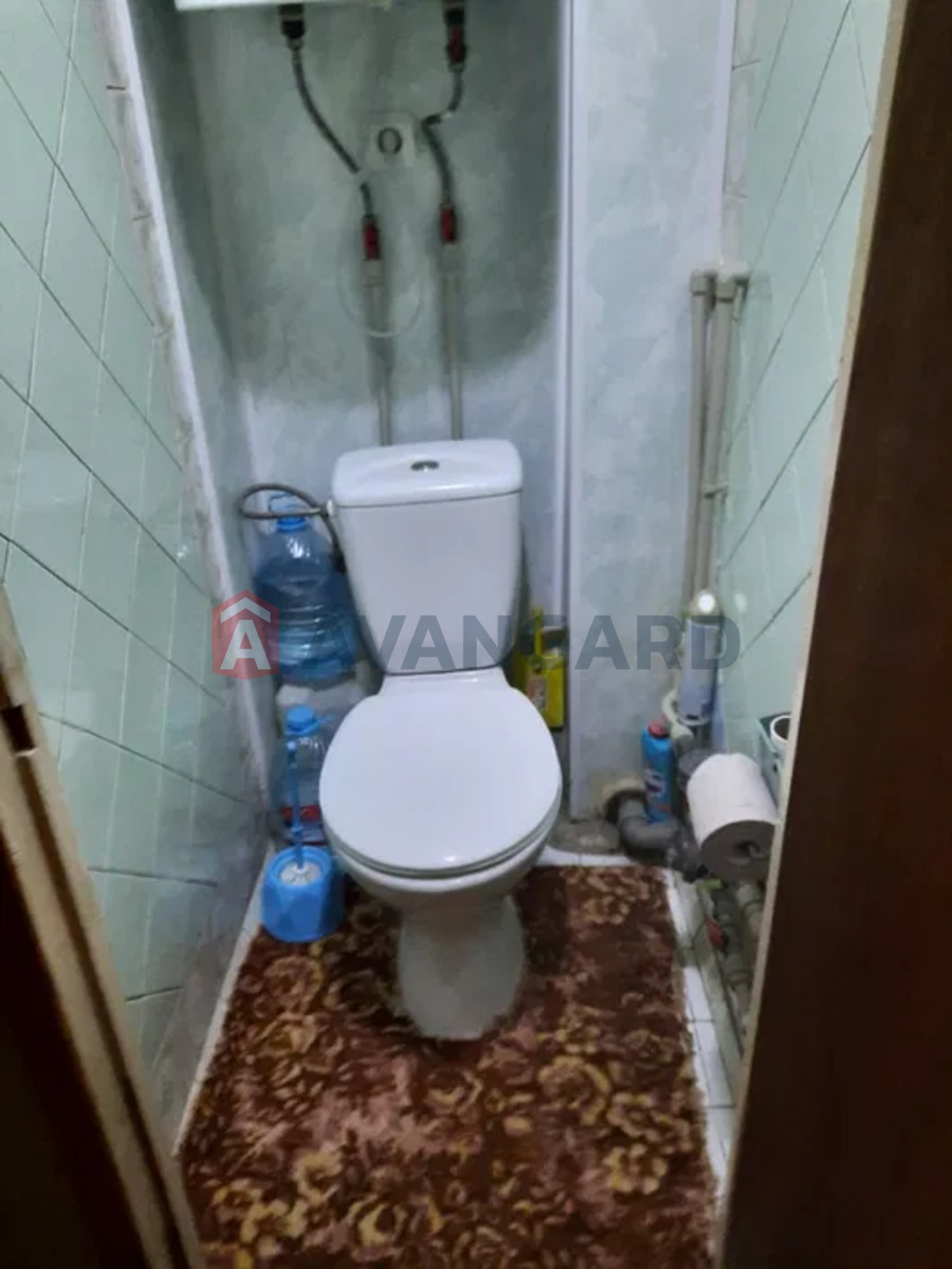 3 ����. ��������, 61/-/9 ��. �., 3/9 ���� ���� 4