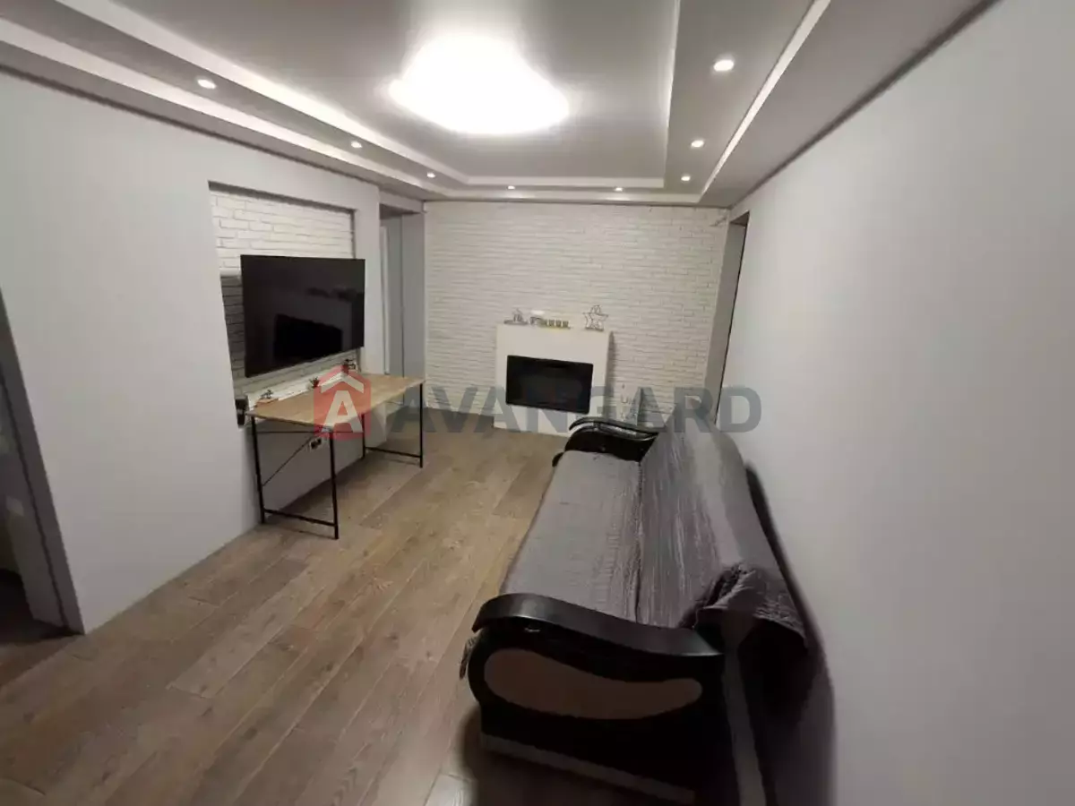 3 . , 57/40/5 . ., 1/5   11