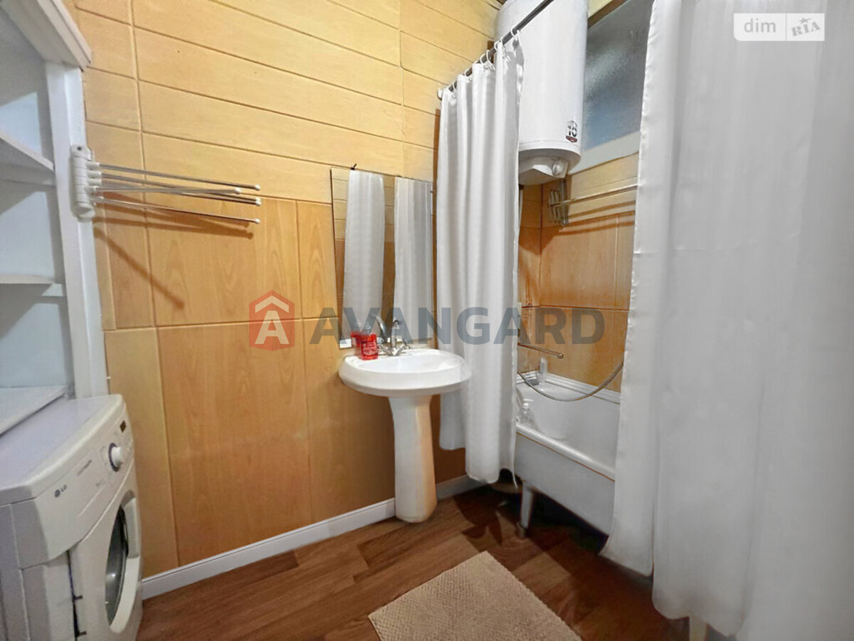 1 ��. ��������, 39/-/9 ��. �., 1/4 ������ ���� 5