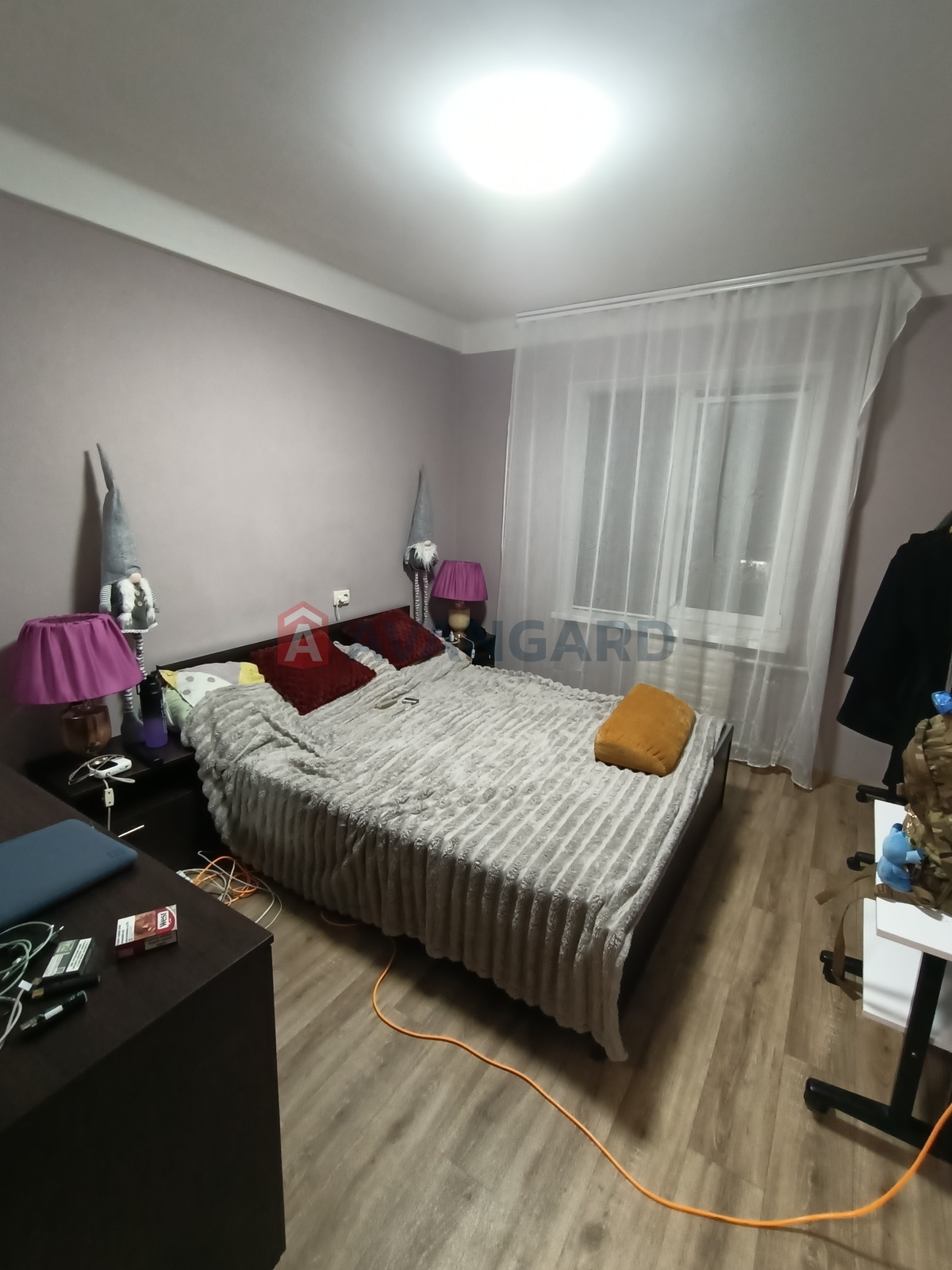 2 ��. ��������, 50/-/9 ��. �., 4/9 ������ ���� 16