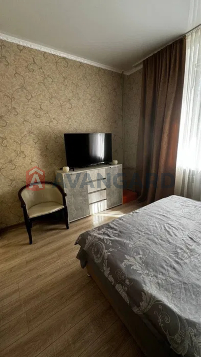 2 ��. ��������, 46/-/6 ��. �., 1/2 ������ ���� 4