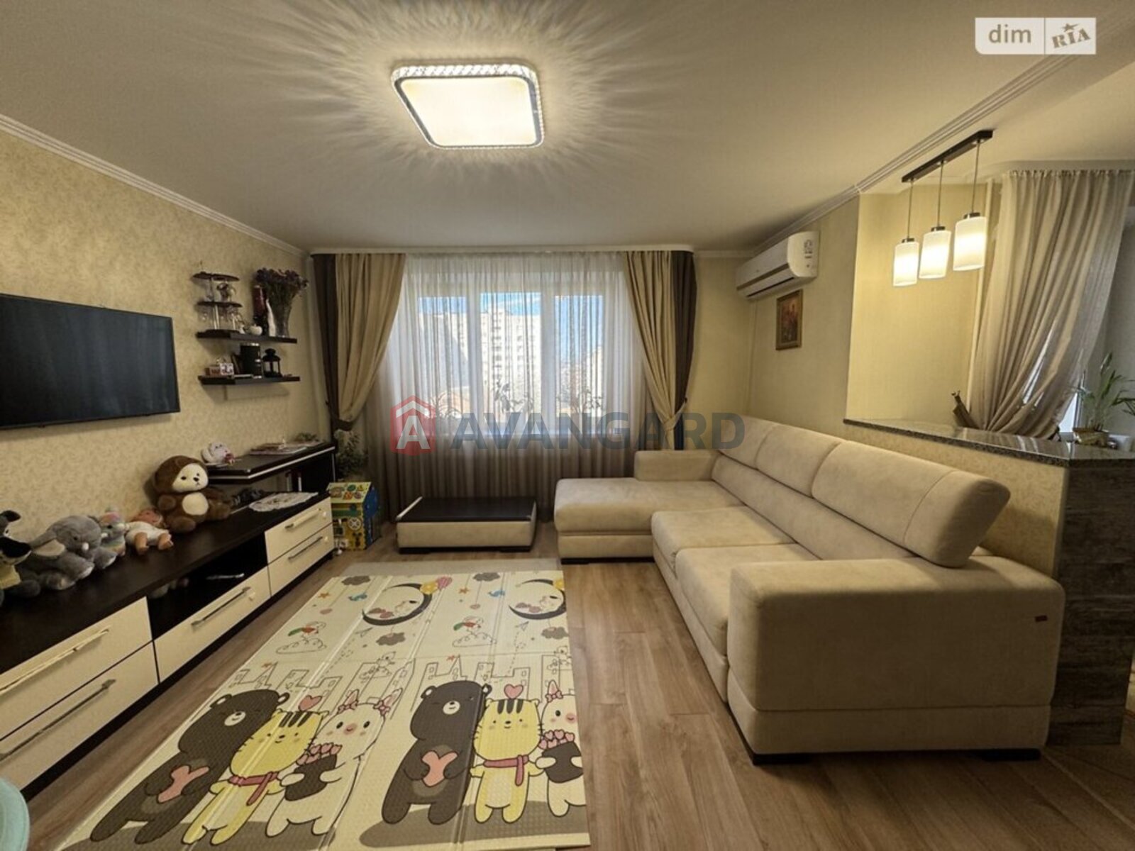 4 ��. ��������, 74/-/- ��. �., 5/9 ������ ���� 17