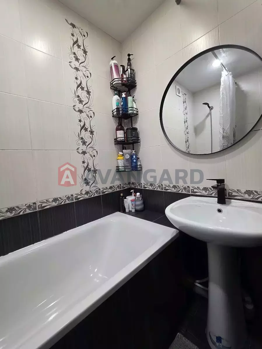 3 ����. ��������, 64/-/- ��. �., 2/3 ���� ���� 14