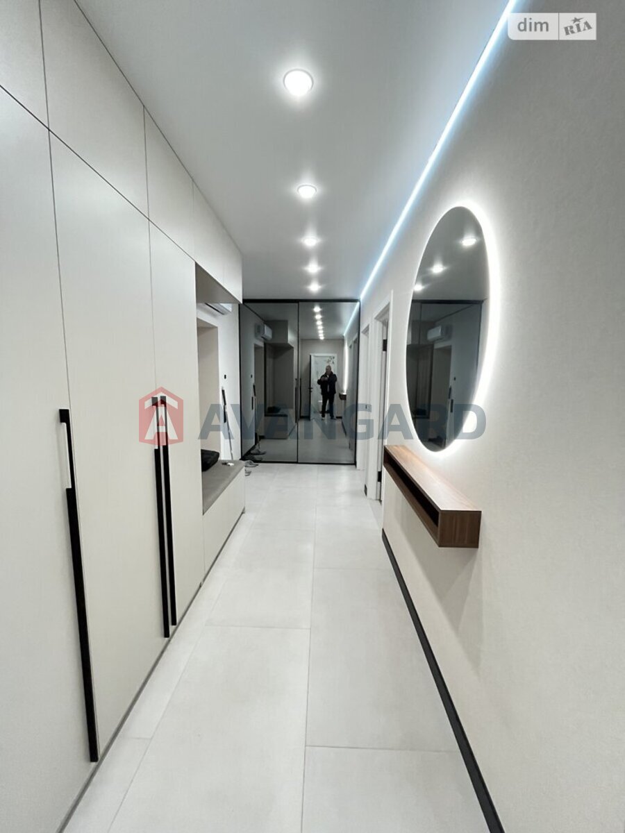 2 ����. ��������, 70/38/16 ��. �., 2/10 ���� ���� 12