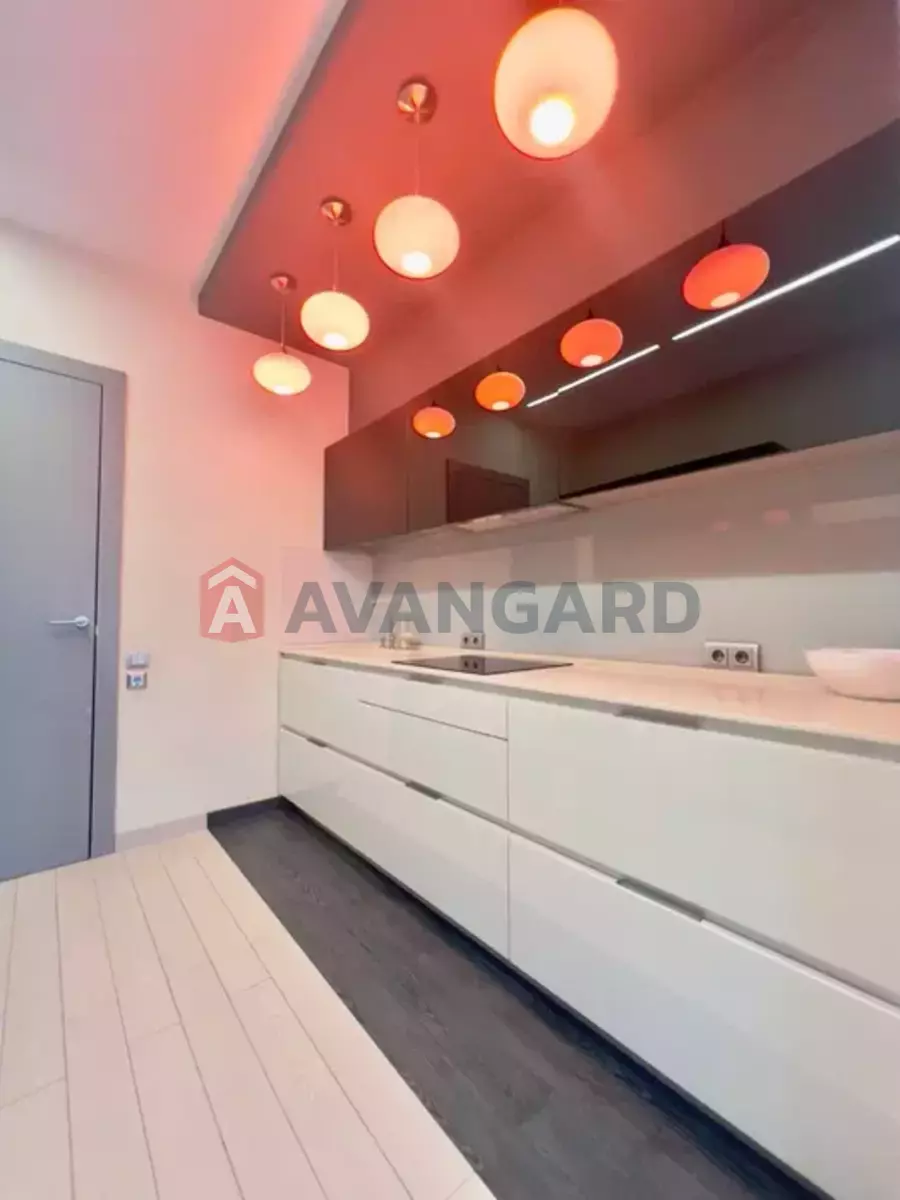 2 ��. ��������, 63/-/10 ��. �., 6/12 ������ ���� 13