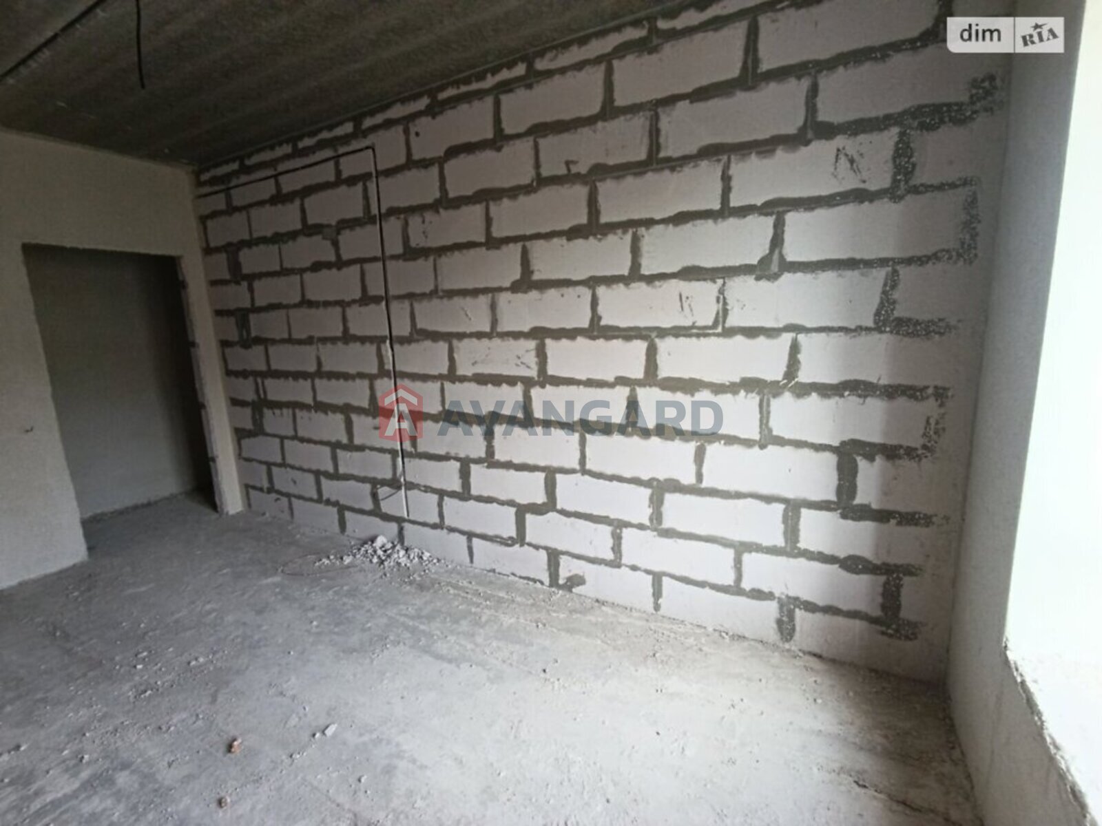 2 ��. ��������, 57/27/11 ��. �., 6/10 ������ ���� 4