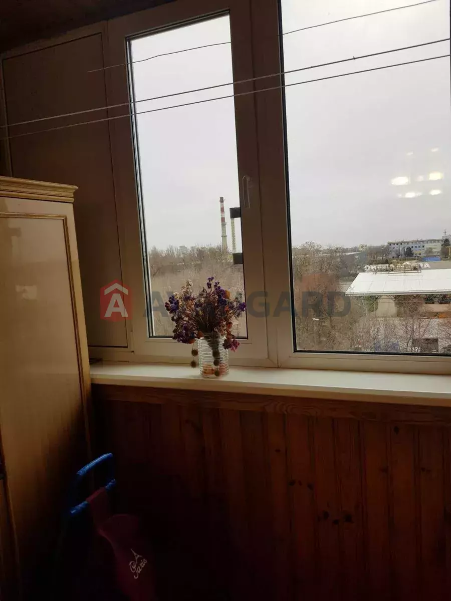 3 ��. ��������, 71/-/10 ��. �., 7/10 ������ ���� 4