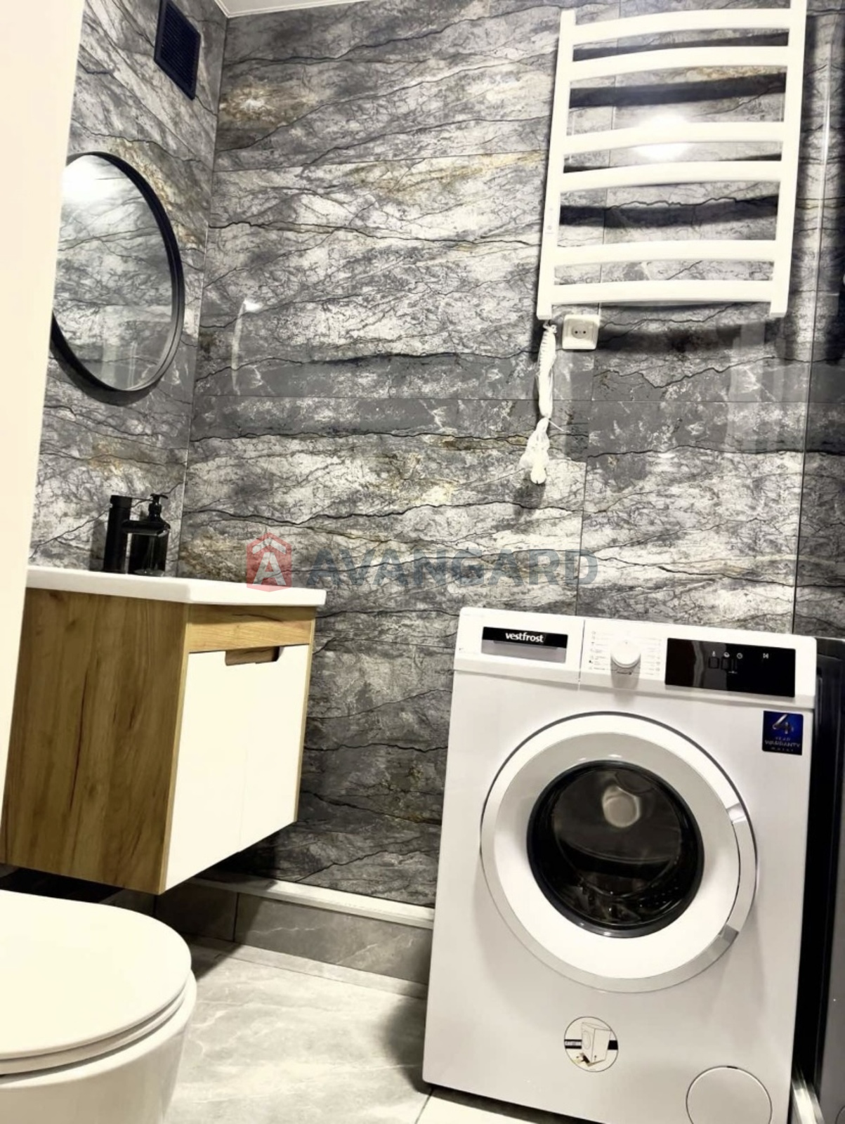 2 ��. ��������, 45/35/7 ��. �., 2/4 ������ ���� 2