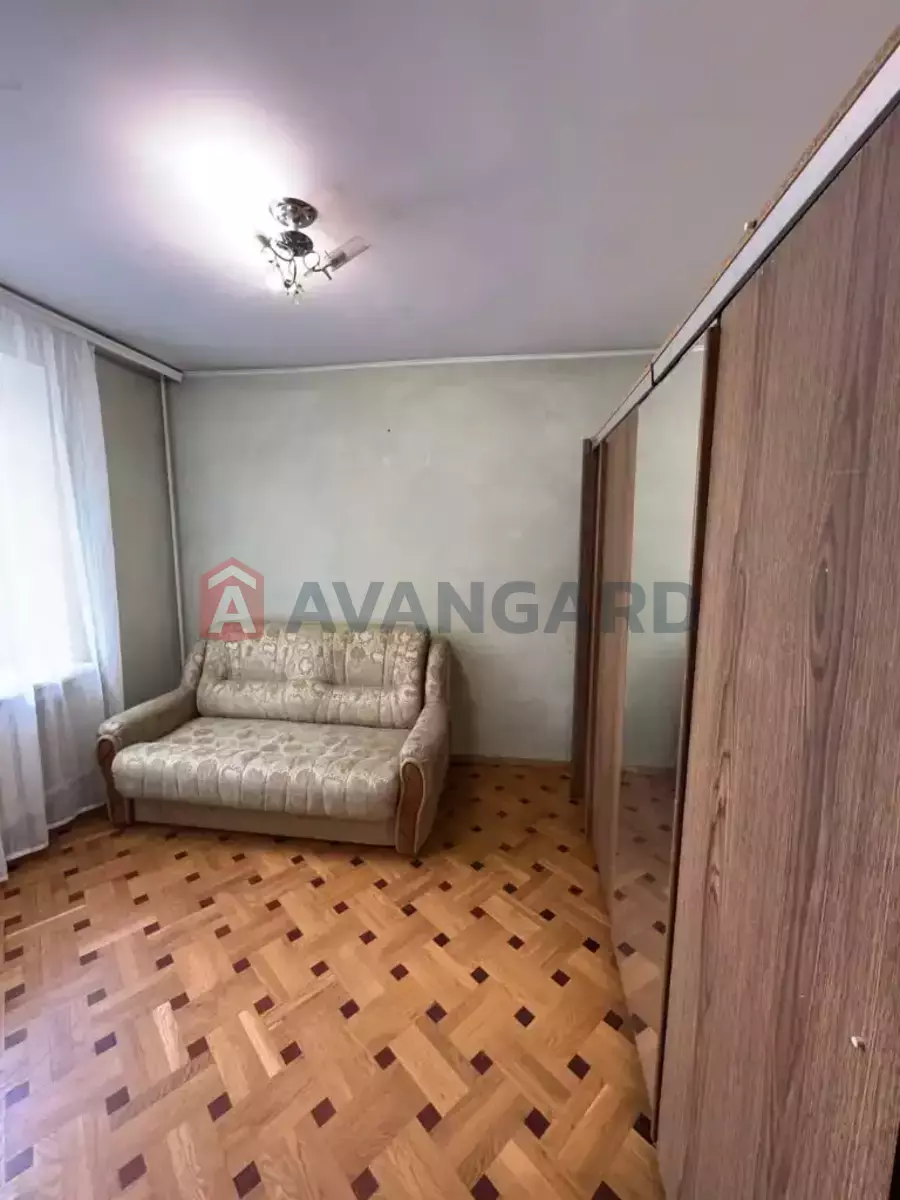 4 ��. ��������, 78/51/7 ��. �., 3/9 ������ ���� 4