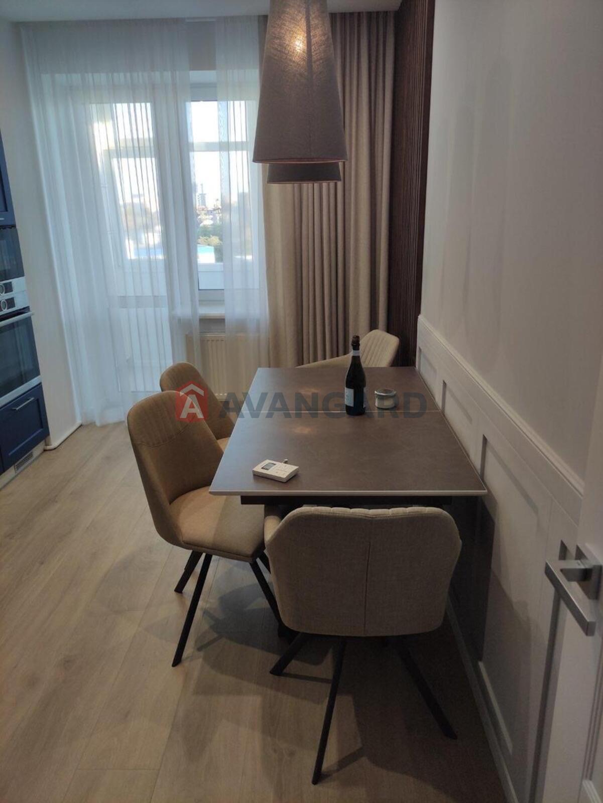 2 . , 70/32/11 . ., 9/10   1