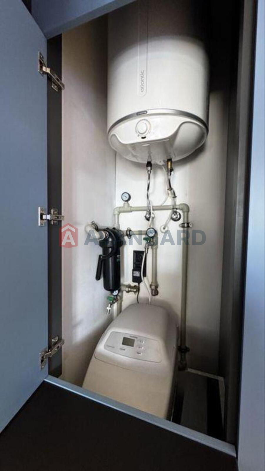 2 ��. ��������, 76/-/23 ��. �., 17/24 ������ ���� 4