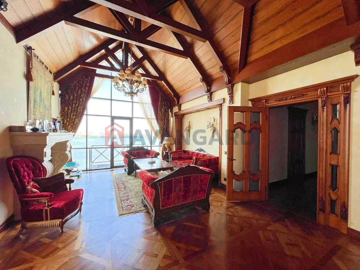 4 ��. ��������, 300/-/25 ��. �., 7/7 ������ ���� 9