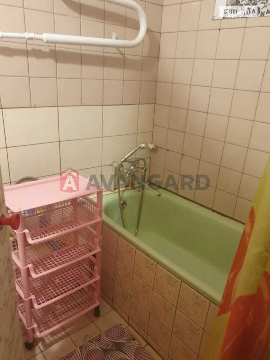 1 ��. ��������, 31/17/7 ��. �., 5/5 ������ ���� 7