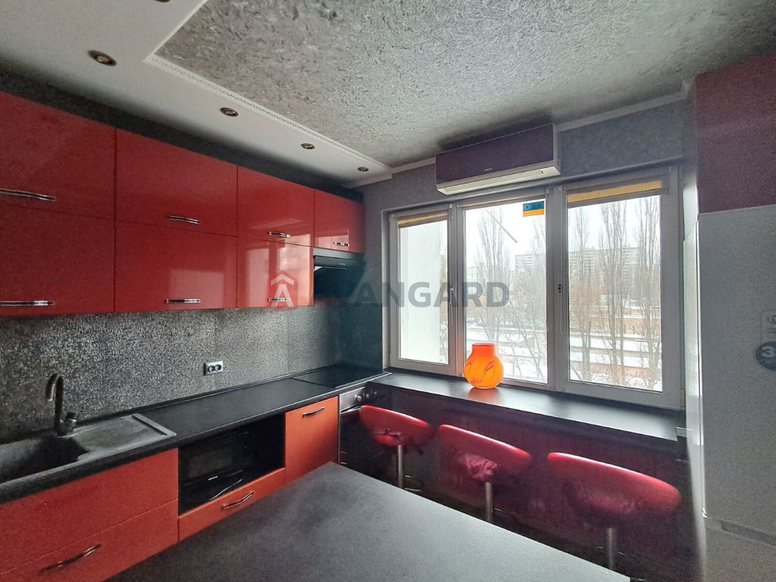 3 ��. ��������, 80/-/8 ��. �., 5/16 ������ ���� 15