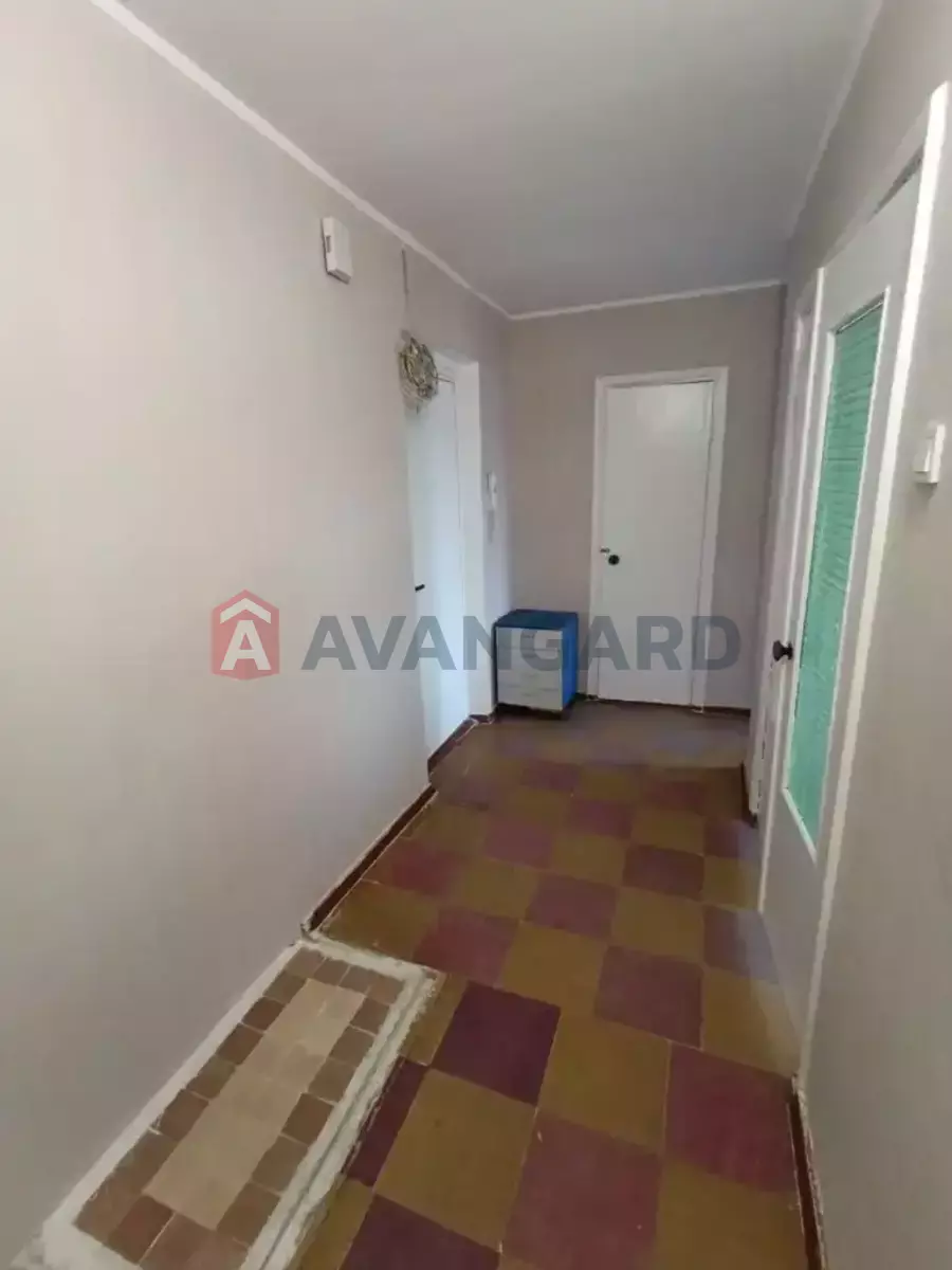 2 . , 47/27/7 . ., 9/9   18