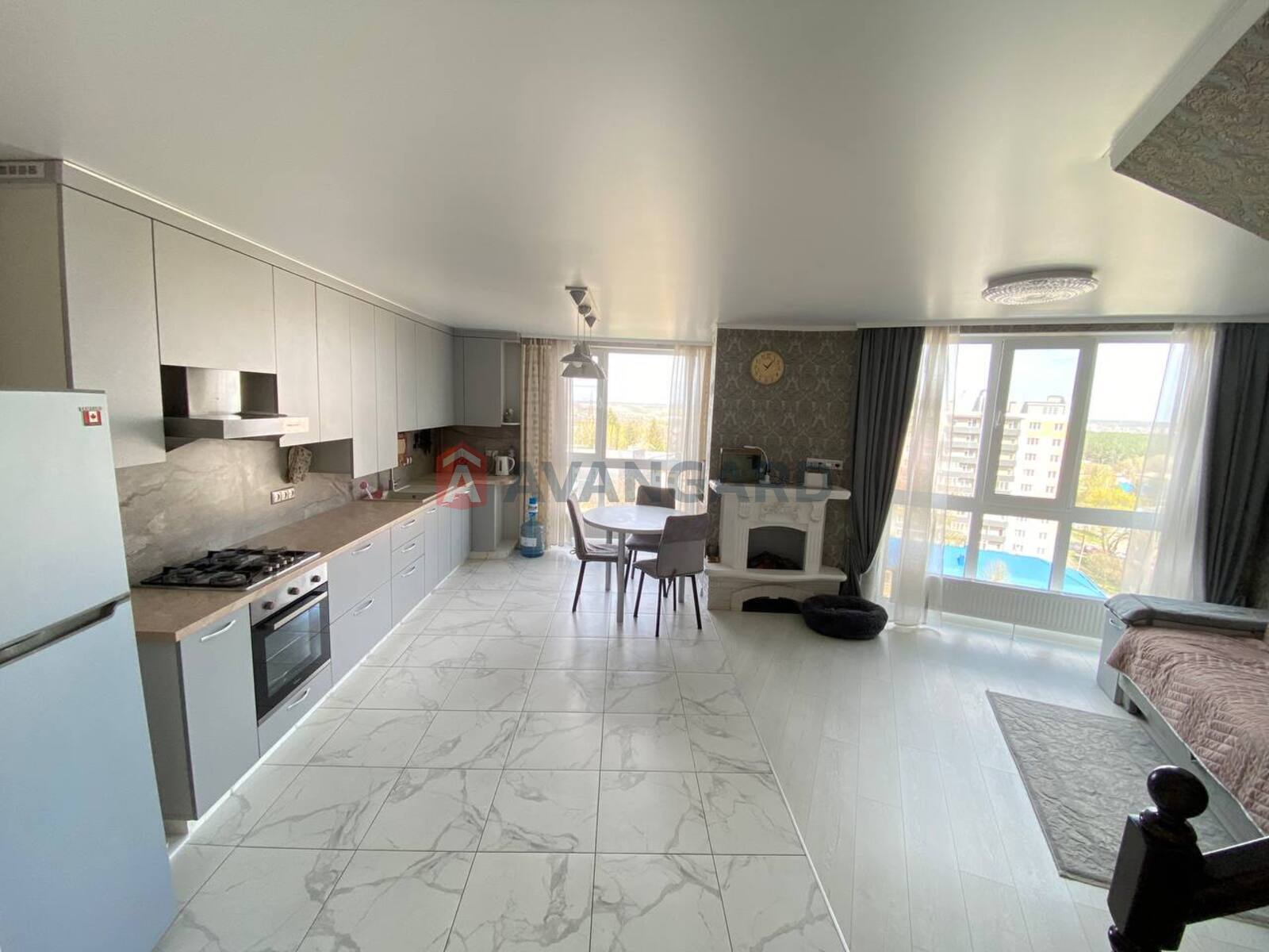 2 . , 78/-/32 . ., 8/8   1