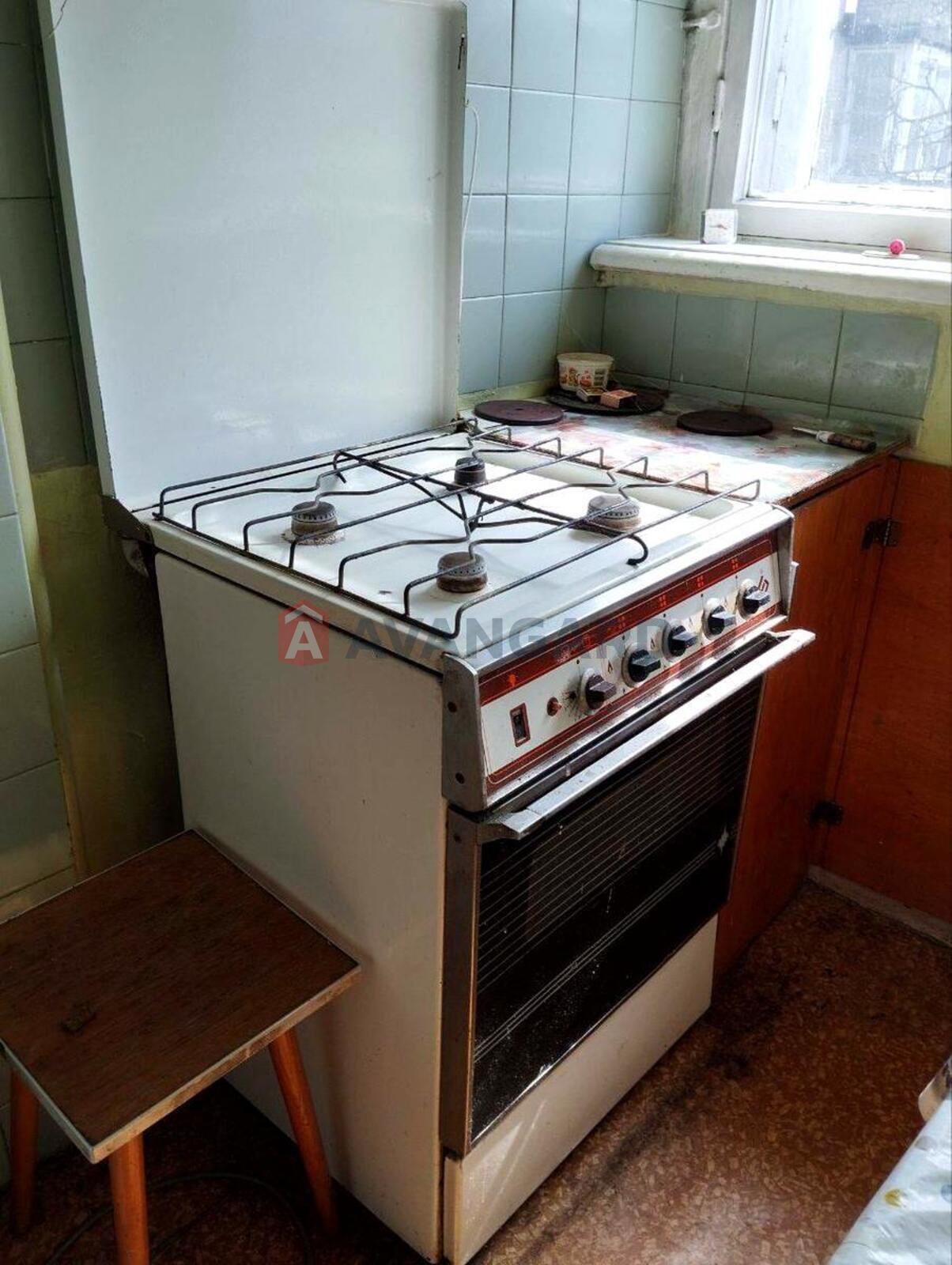 2 ��. ��������, 50/33/5 ��. �., 3/3 ������ ���� 4