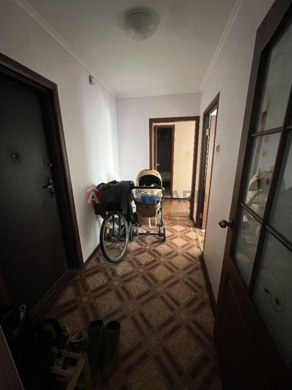 2 ��. ��������, 51/-/8 ��. �., 3/9 ������ ���� 11