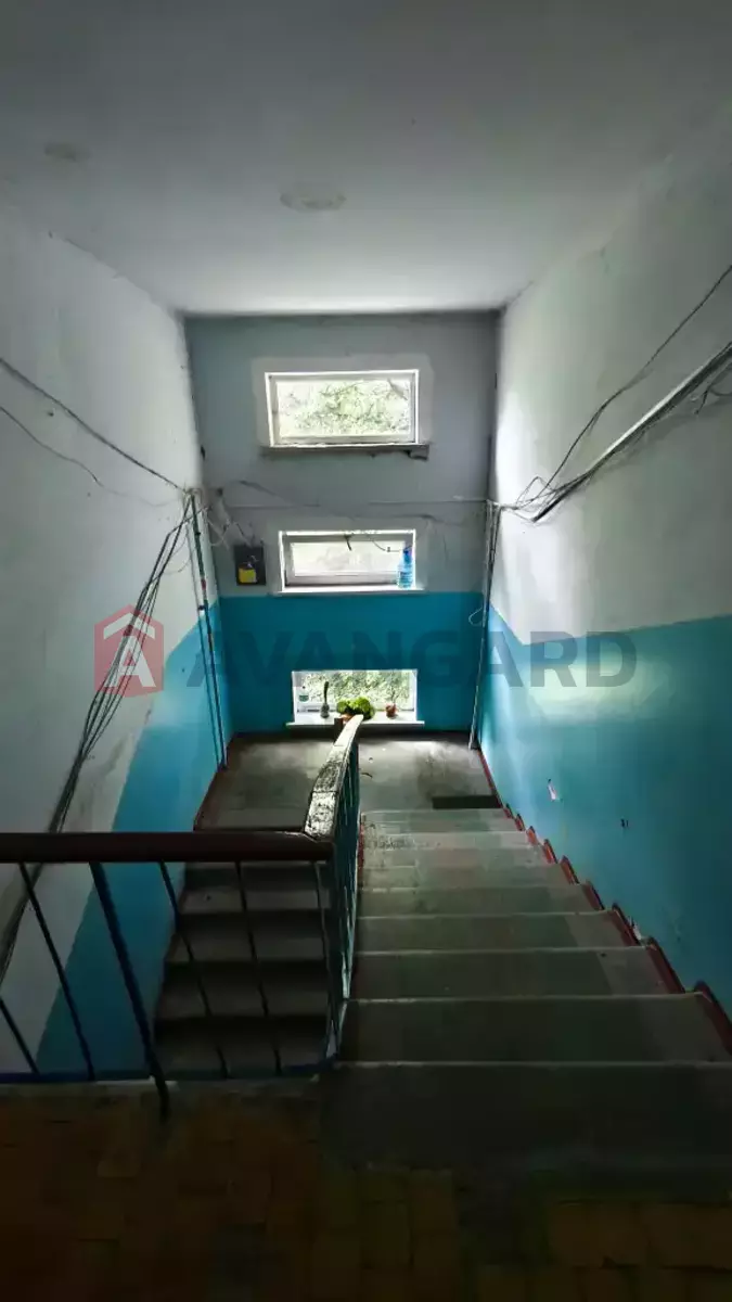 2 ��. ��������, 46/30/6 ��. �., 5/5 ������ ���� 10