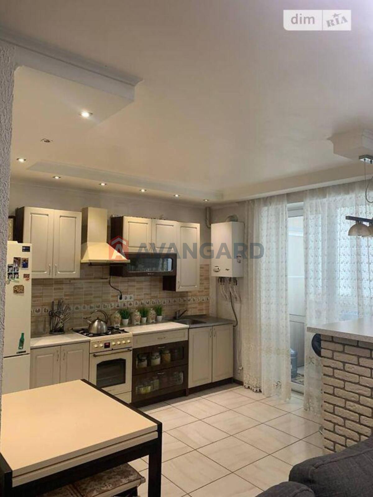 2 ��. ��������, 64/64/16 ��. �., 1/8 ������ ���� 5