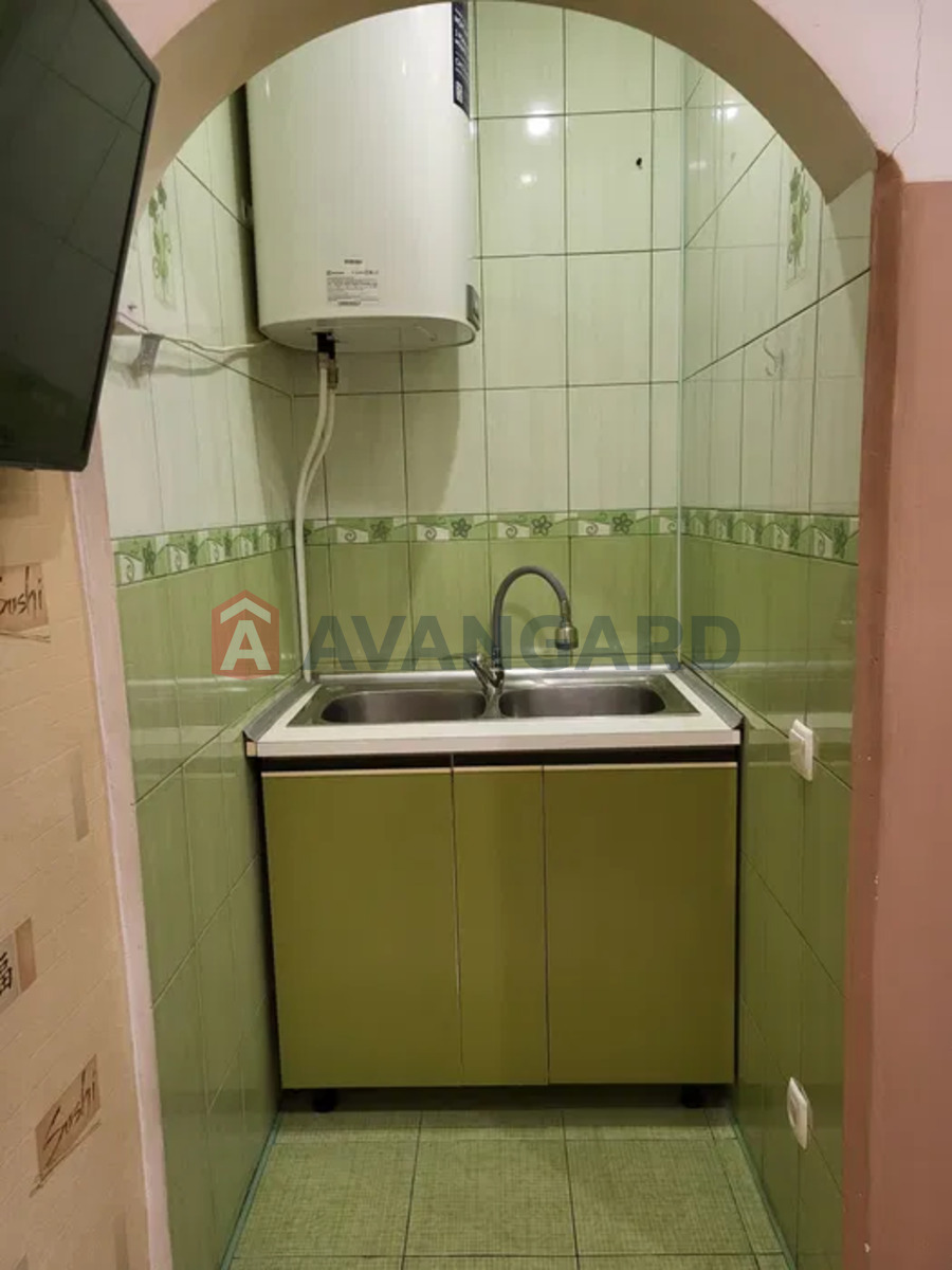 3 ��. ��������, 73/-/9 ��. �., 3/4 ������ ���� 5