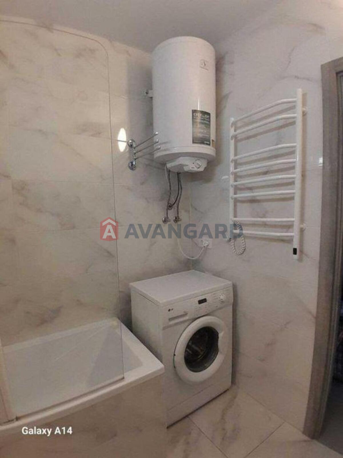 1 ��. ��������, 37/-/8 ��. �., 9/25 ������ ���� 14