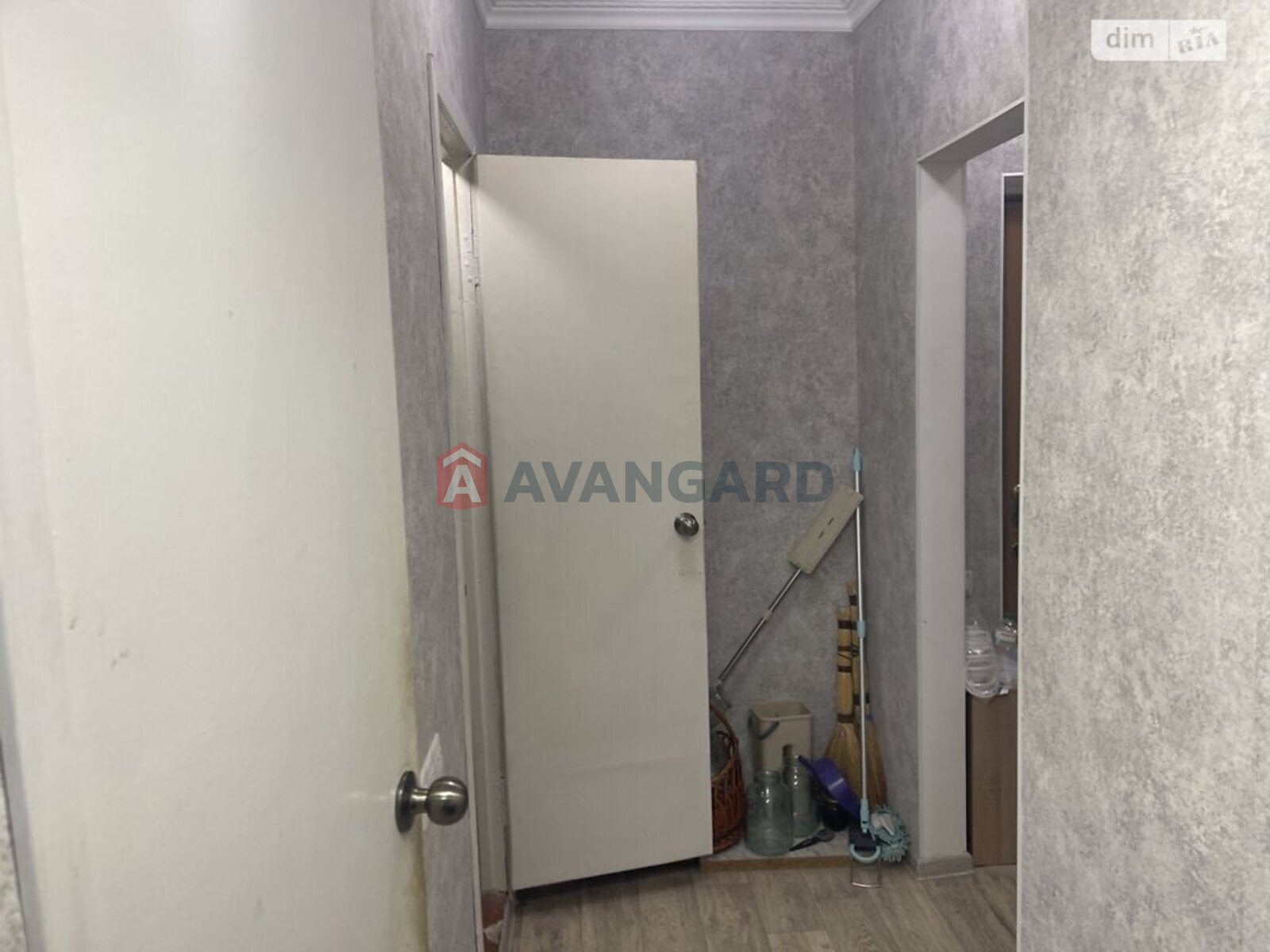 1 кім. квартира, 38/18/8 кв. м., 8/9 поверх фото 4 1 кім. квартира, 38/18/8 кв. м., 8/9 поверх фото 4