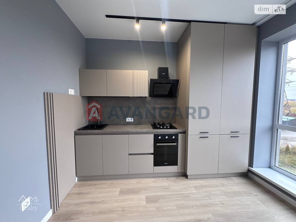 1 ��. ��������, 35/15/10 ��. �., 2/3 ������ ���� 1