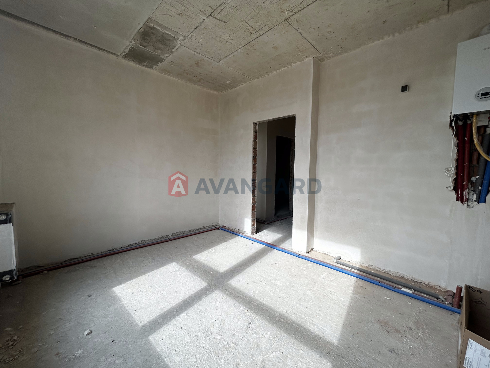 2 ��. ��������, 56.6/28.6/14.2 ��. �., 6/7 ������ ���� 17