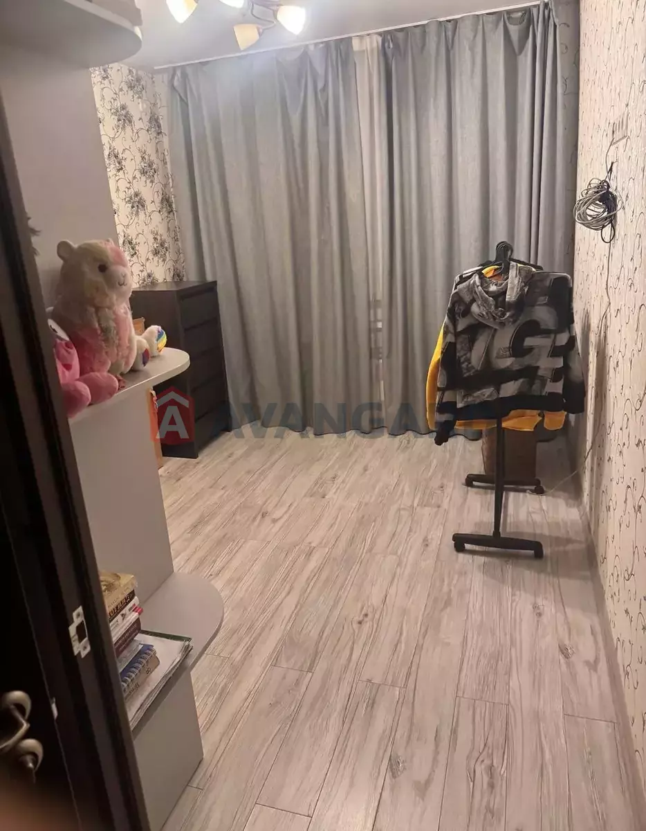 3 ��. ��������, 66/39/9 ��. �., 7/9 ������ ���� 3