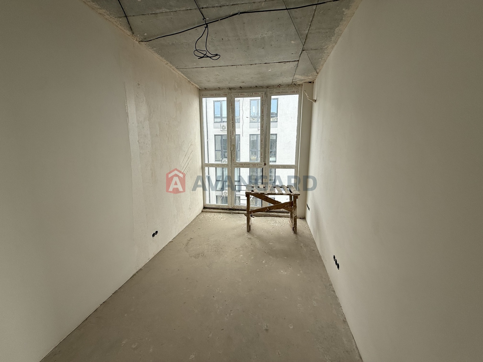 1 ��. ��������, 45,6/25,4/9,8 ��. �., 11/12 ������ ���� 8