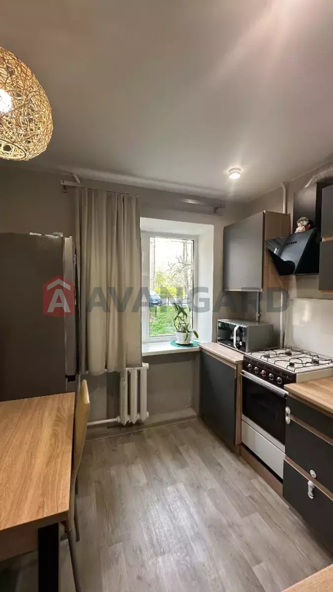 1 ��. ��������, 31/18/6 ��. �., 2/5 ������ ���� 1