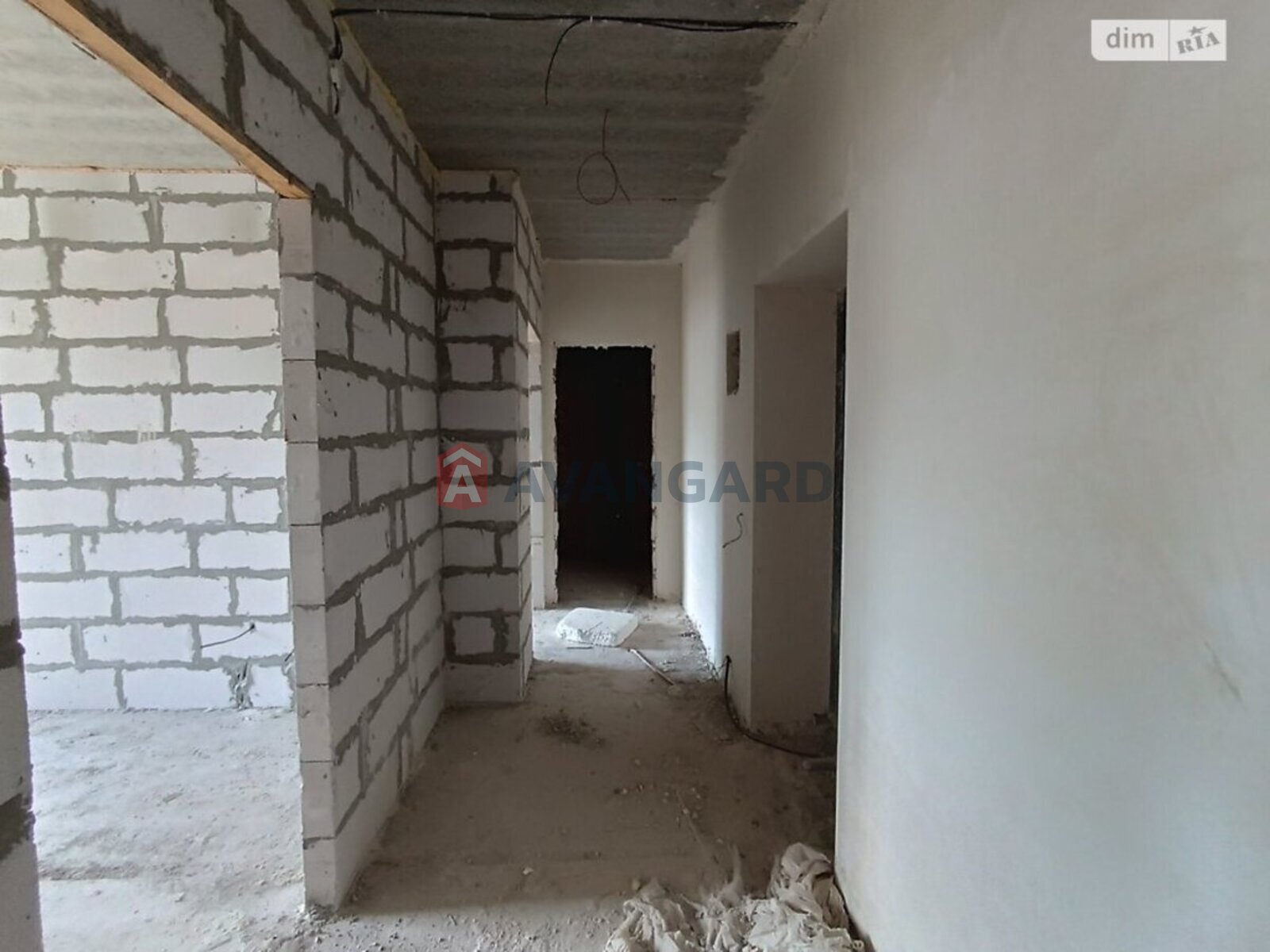 2 ��. ��������, 57/30/12 ��. �., 5/5 ������ ���� 9