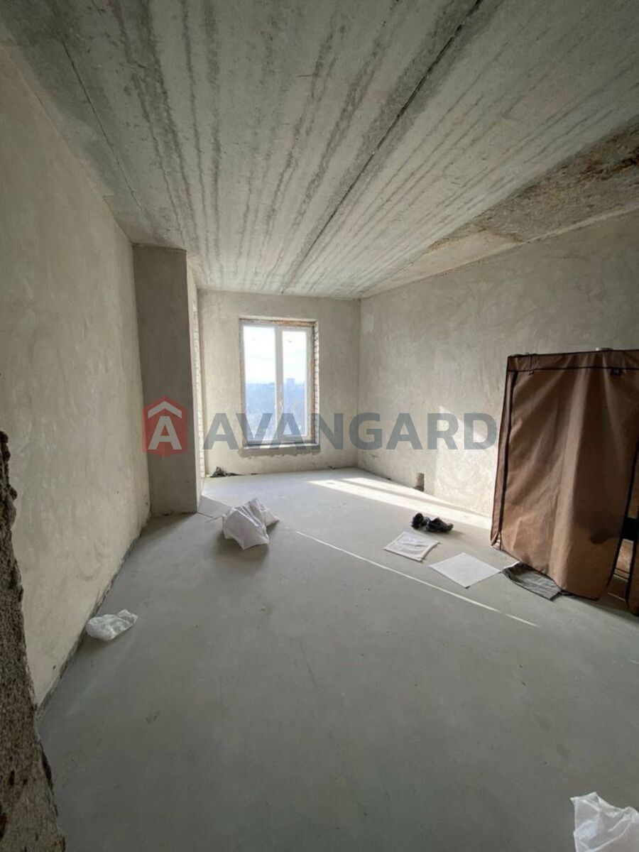 2 ��. ��������, 82/-/41 ��. �., 10/11 ������ ���� 7