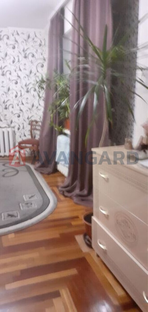 1 ��. ��������, 40/-/8 ��. �., 8/9 ������ ���� 4