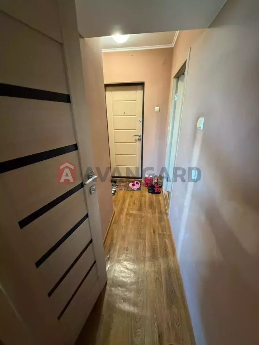 1 ��. ��������, 35/20/7 ��. �., 5/9 ������ ���� 4