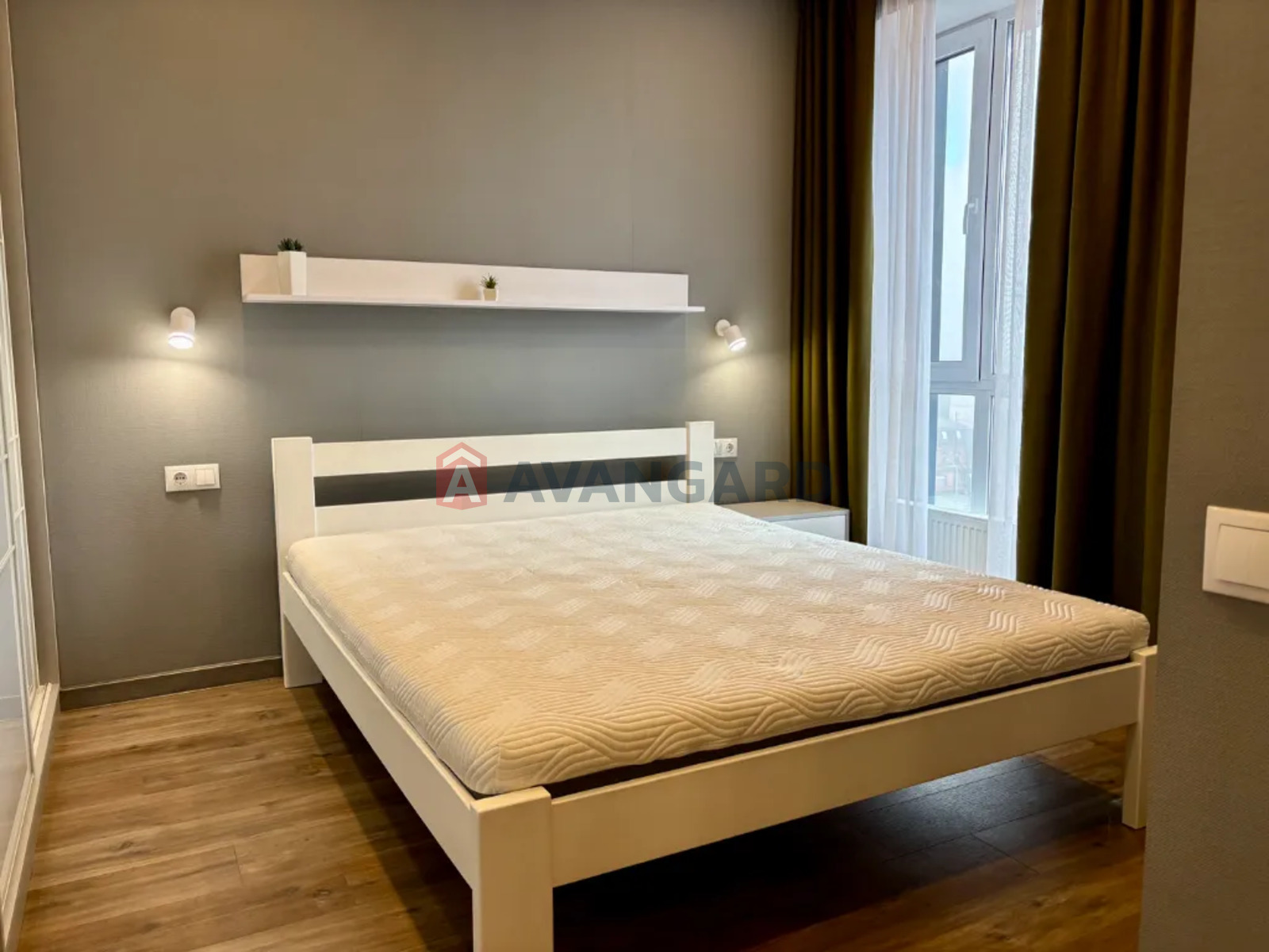 3 ��. ��������, 78/22/29 ��. �., 9/11 ������ ���� 11