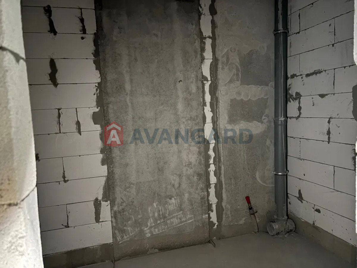 1 ��. ��������, 52/-/18 ��. �., 15/23 ������ ���� 5