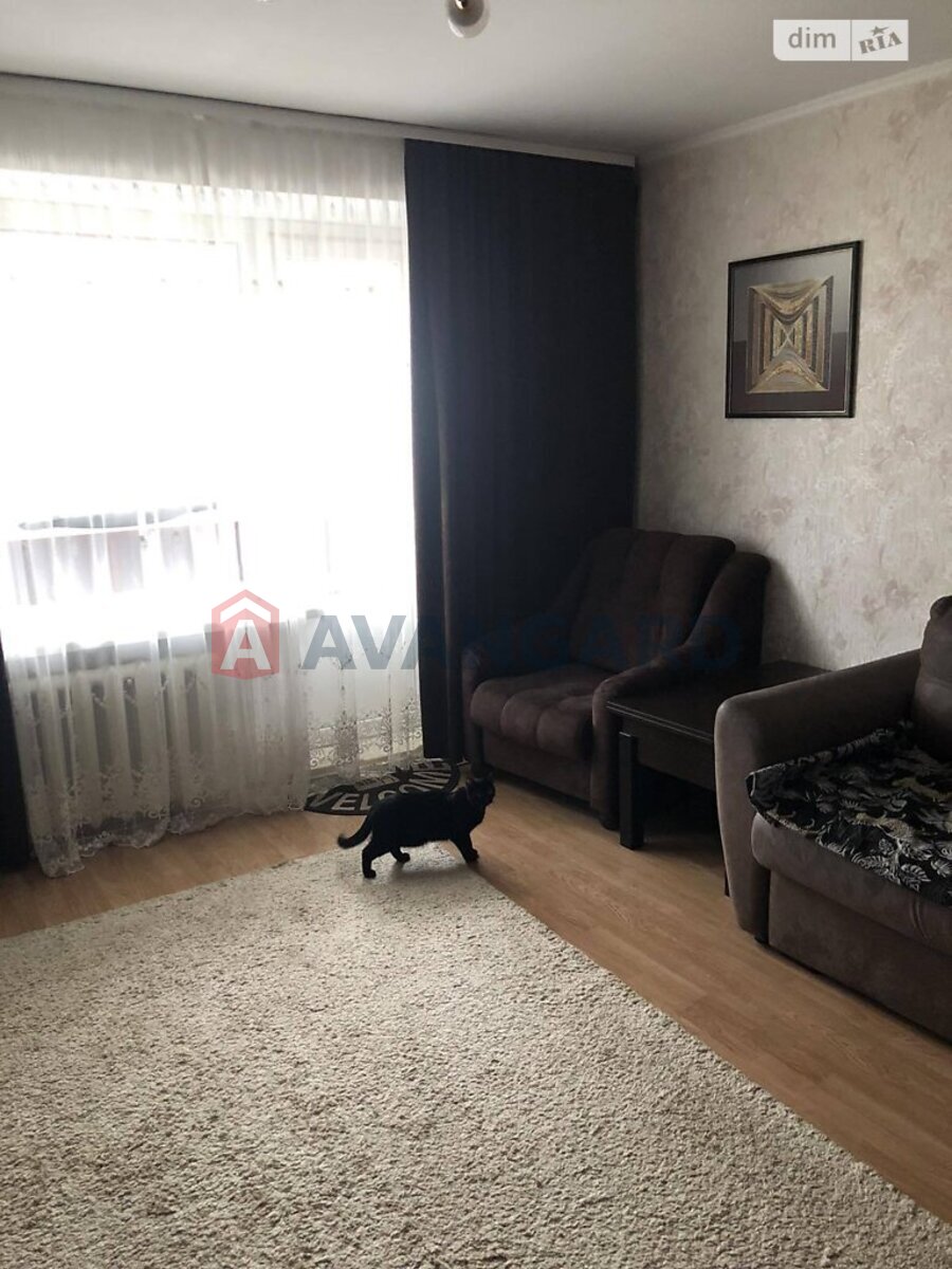 3 ��. ��������, 64/39/10 ��. �., 7/9 ������ ���� 6