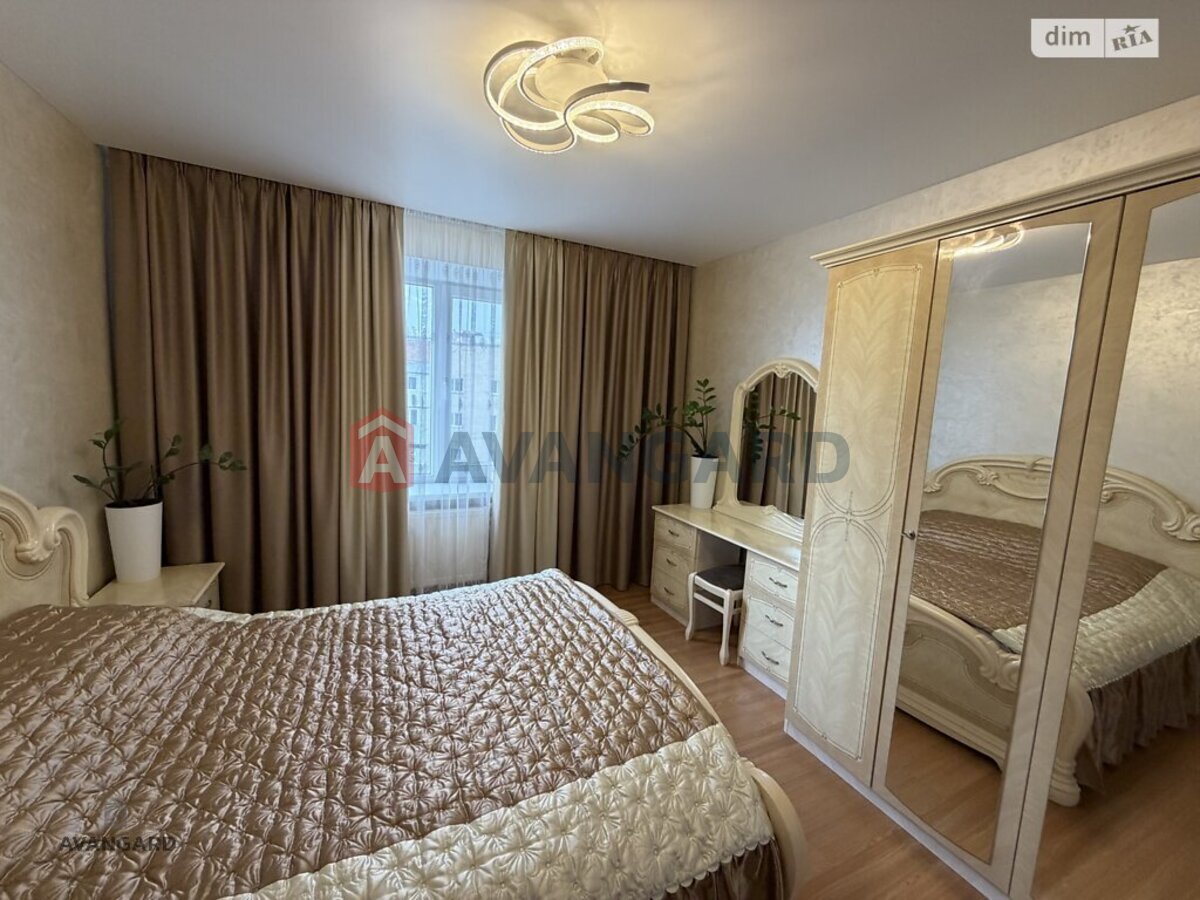 2 ����. ��������, 49,8/27/6 ��. �., 5/5 ���� ���� 4