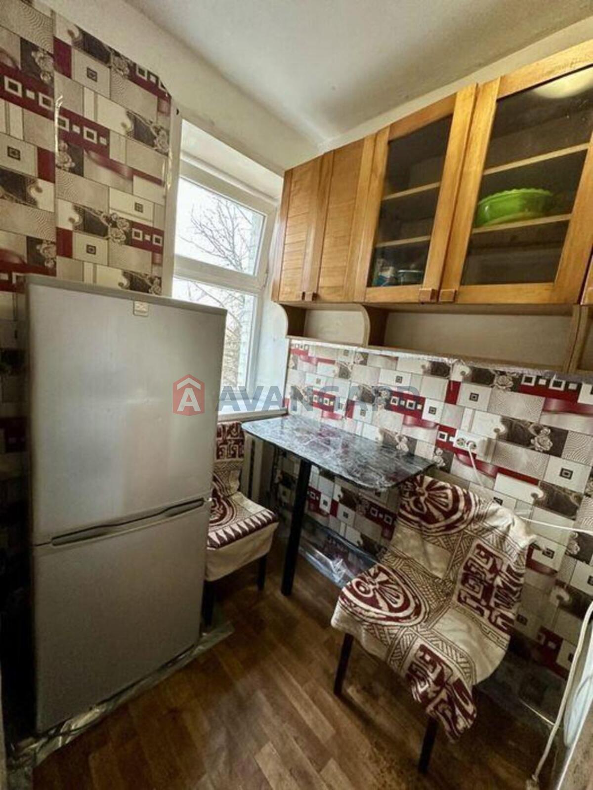 1 ��. ��������, 20/-/4 ��. �., 5/5 ������ ���� 5