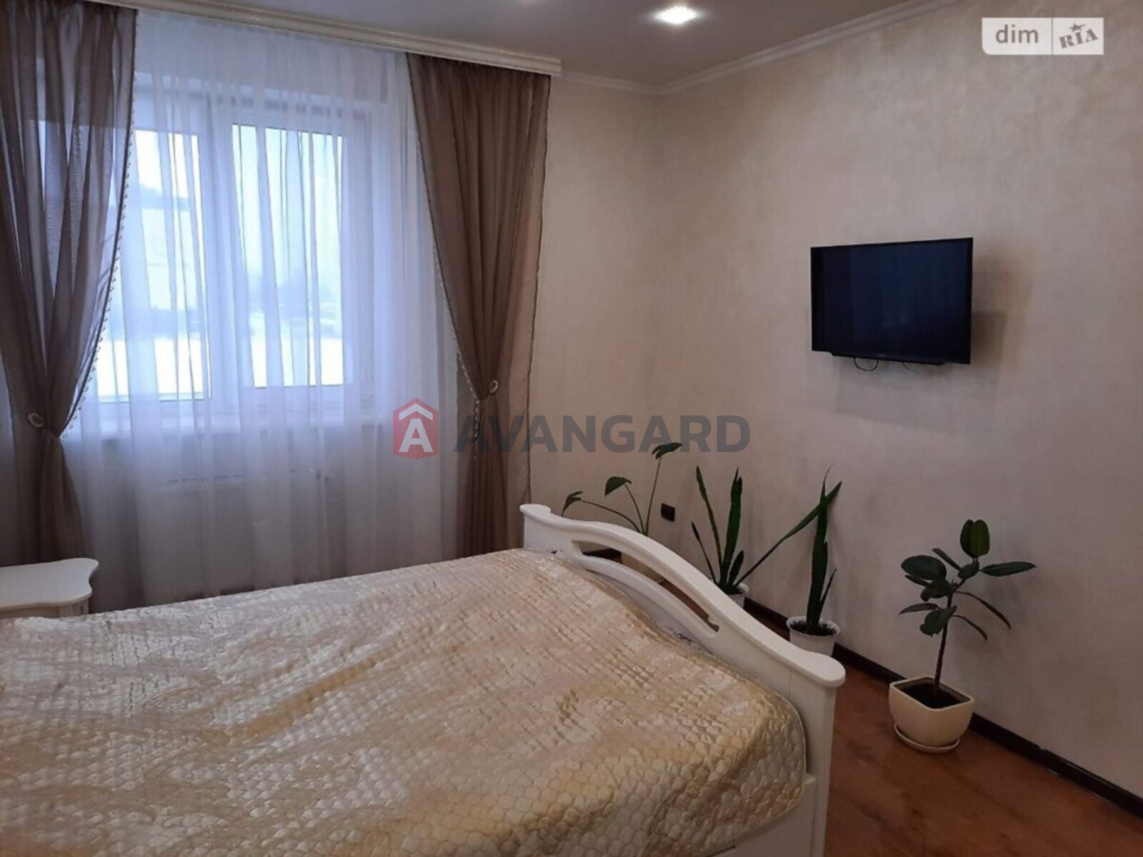 2 ��. ��������, 78/-/16 ��. �., 4/7 ������ ���� 8