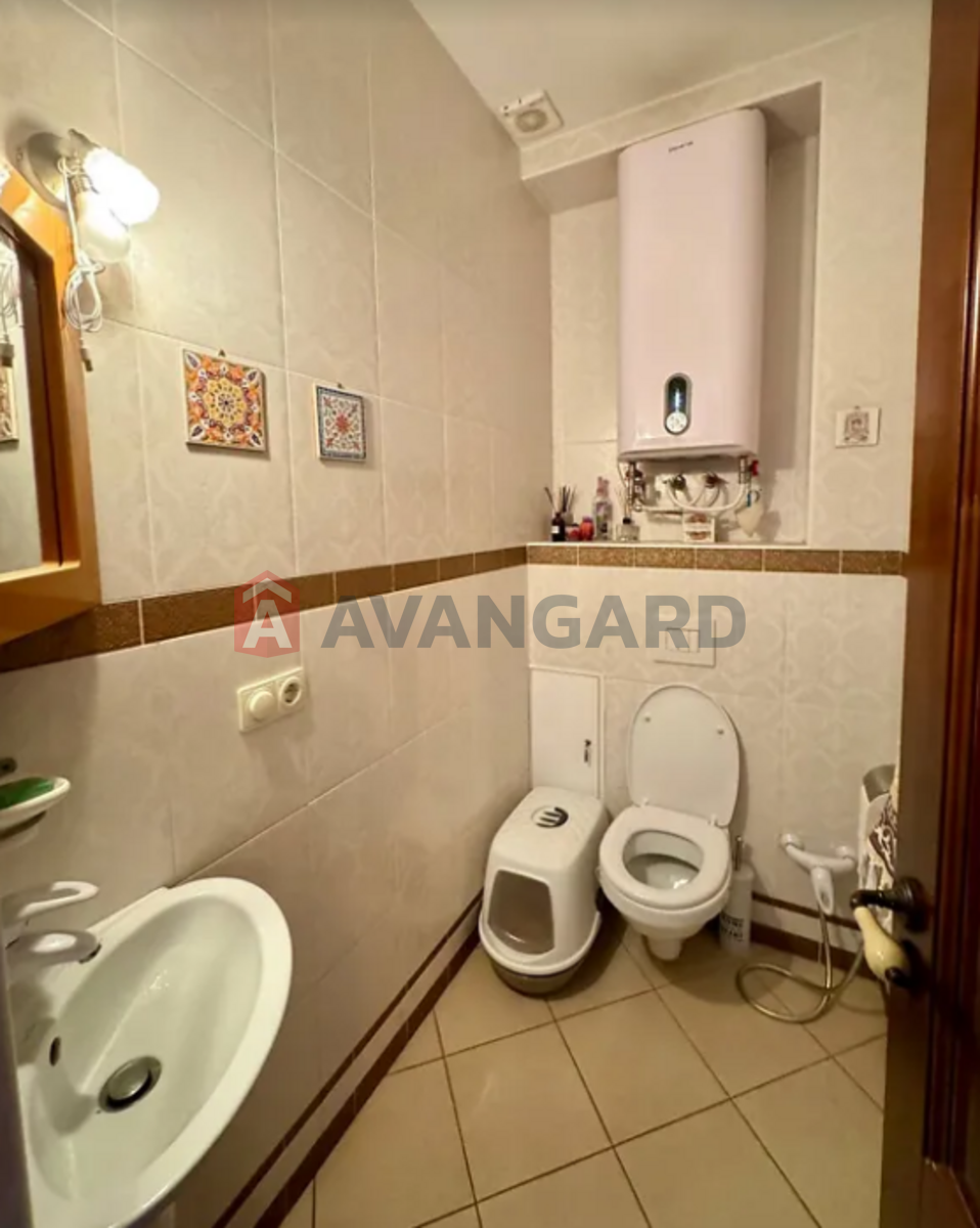 4 . , 110/57/22 . ., 8/10   5