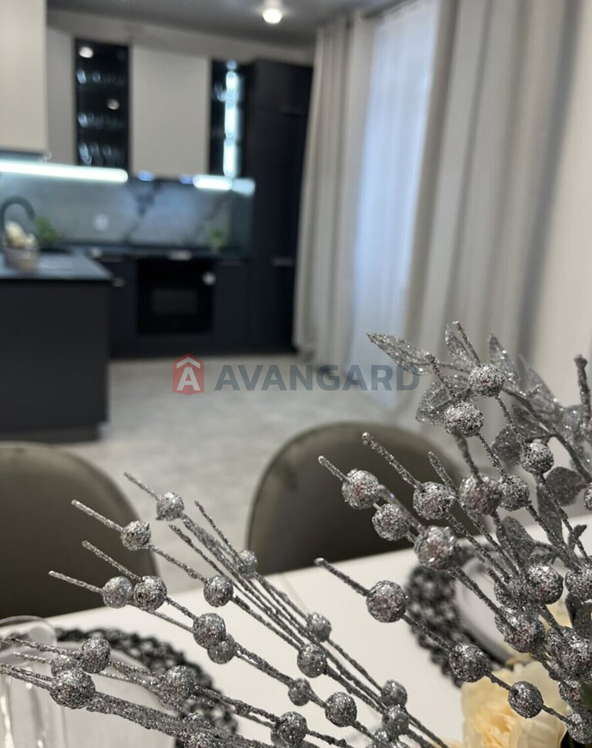 2 ����. ��������, 70/29/24 ��. �., 5/8 ���� ���� 7