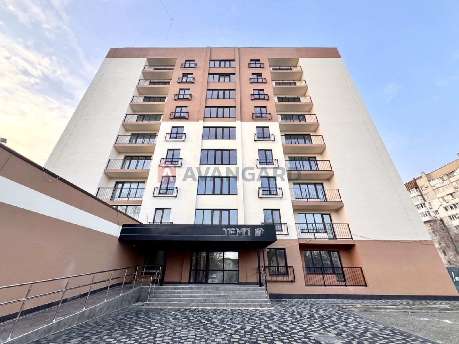 2 . , 49,5/20.7/11.2 . ., 7/9   1