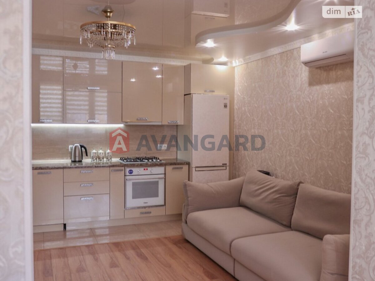 2 ��. ��������, 50/-/- ��. �., 2/11 ������ ���� 5