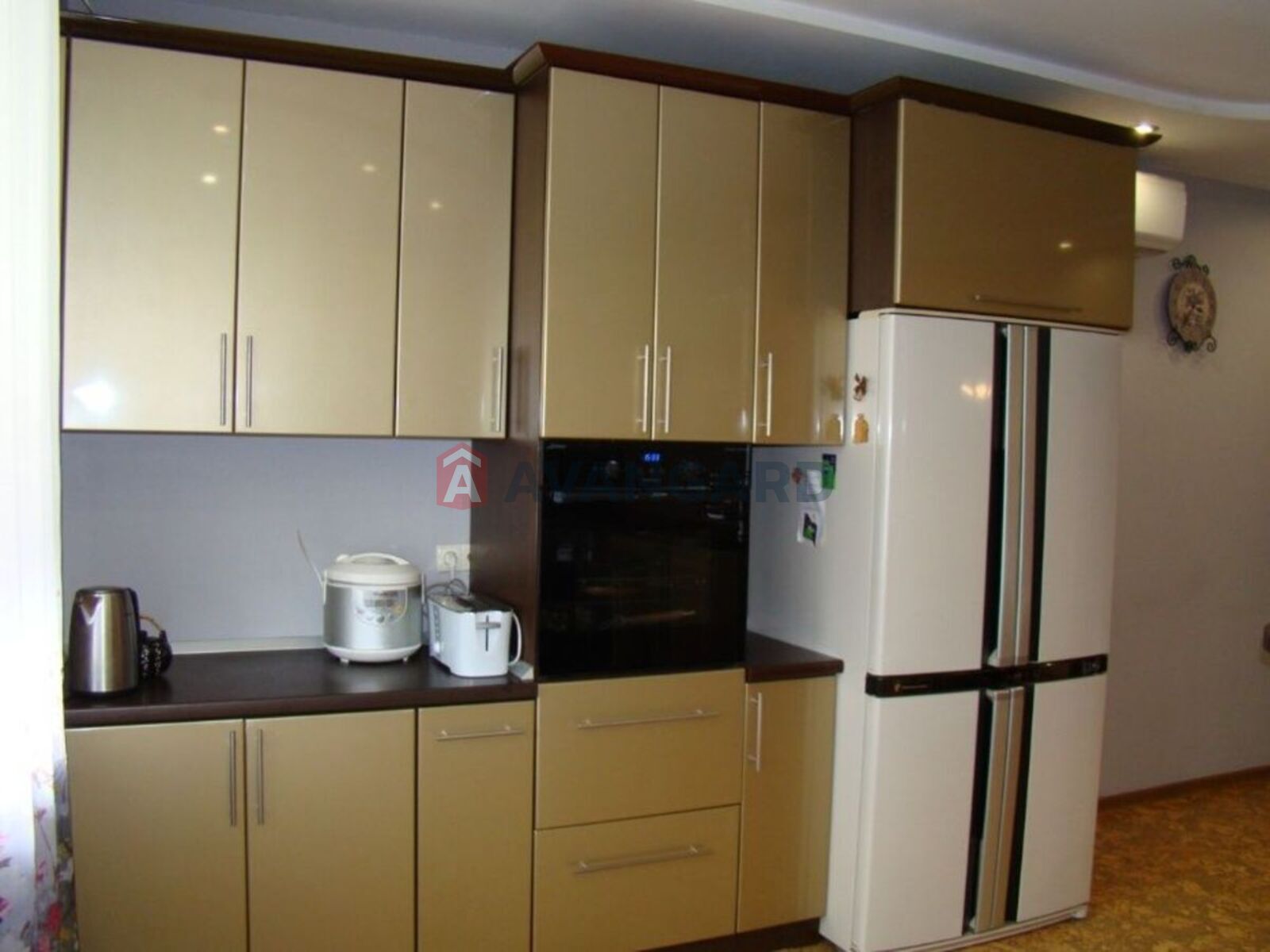 4 ��. ��������, 115/-/25 ��. �., 7/27 ������ ���� 14